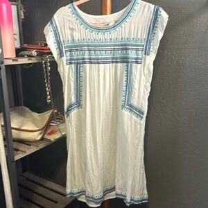 40. Chelsea & Violet Embroidered Dress Large